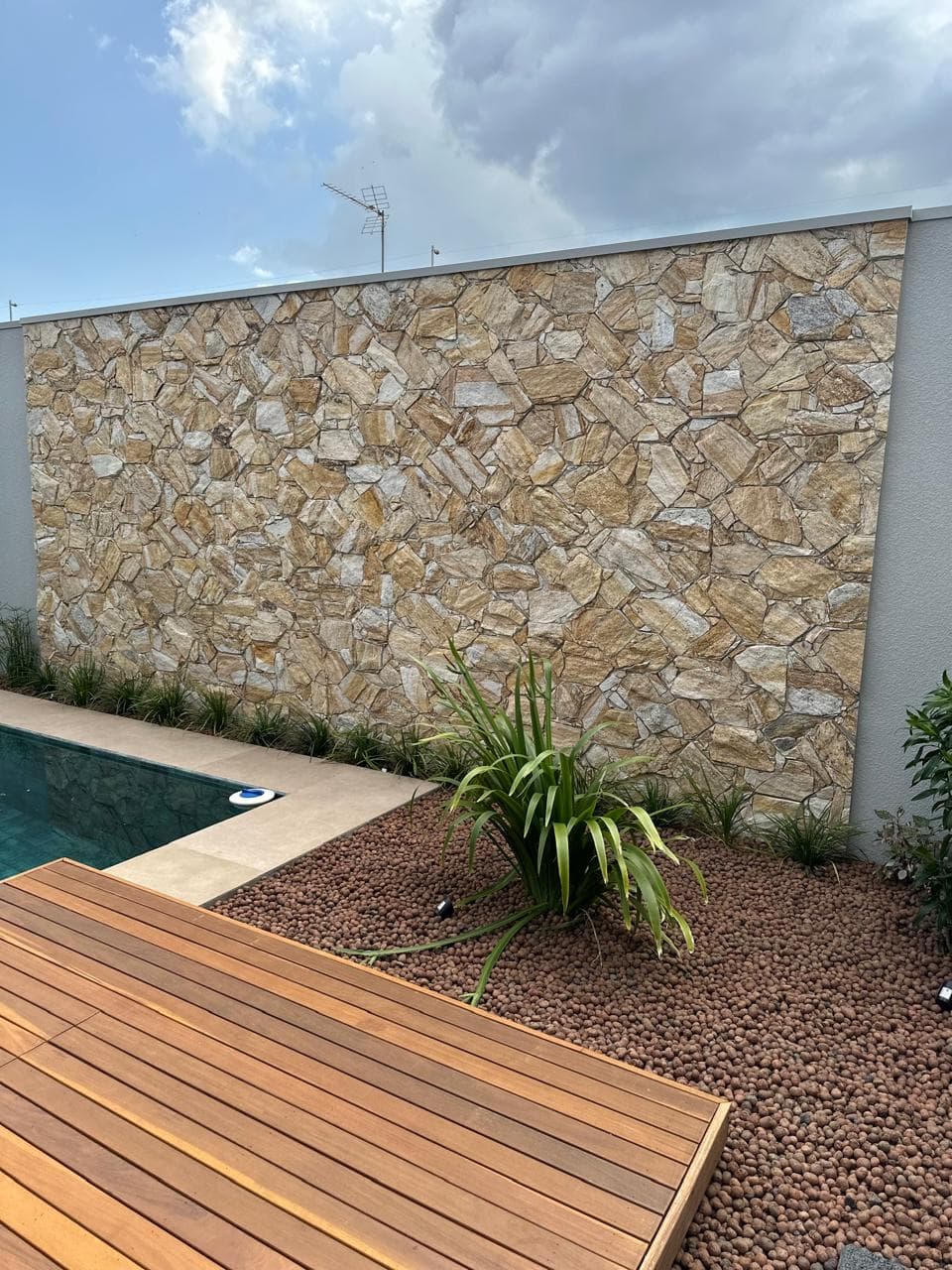 WhatsApp Image 2025-10-27 at 20.52.46 (2)